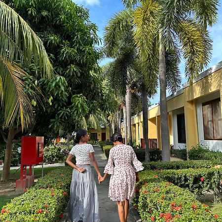 Palm Malinamoc Hotel Dili Eksteriør billede