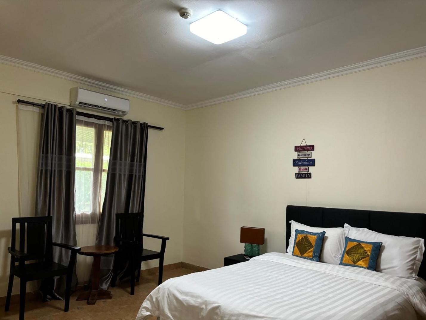 Palm Malinamoc Hotel Dili Eksteriør billede